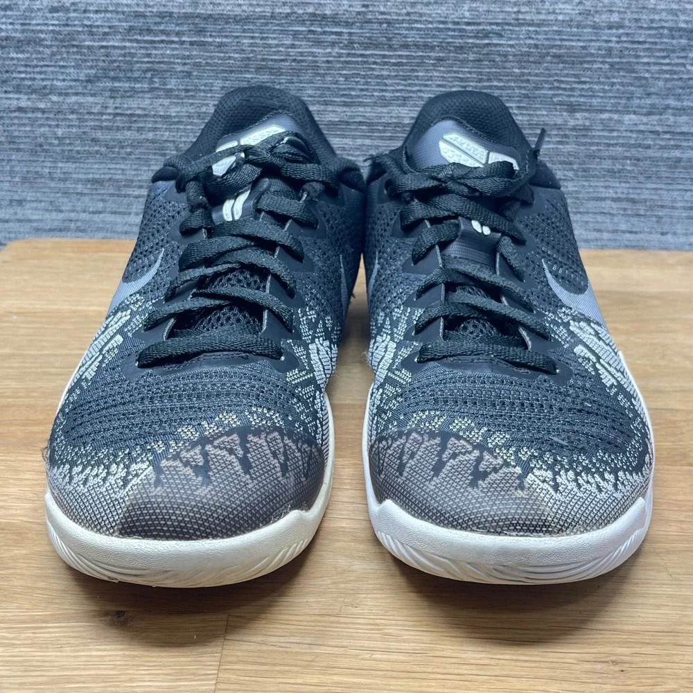 Nike Mamba Rage Men 9.5 Black Grey Basketball Shoes 908972-001 Flyweave Low Top